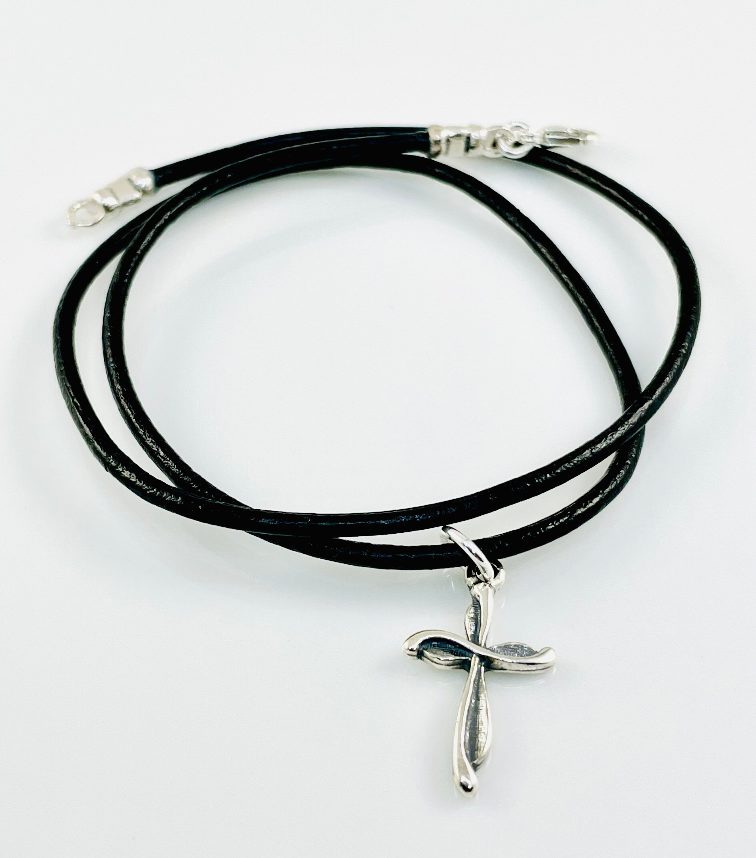 Boy cross hot sale necklace leather