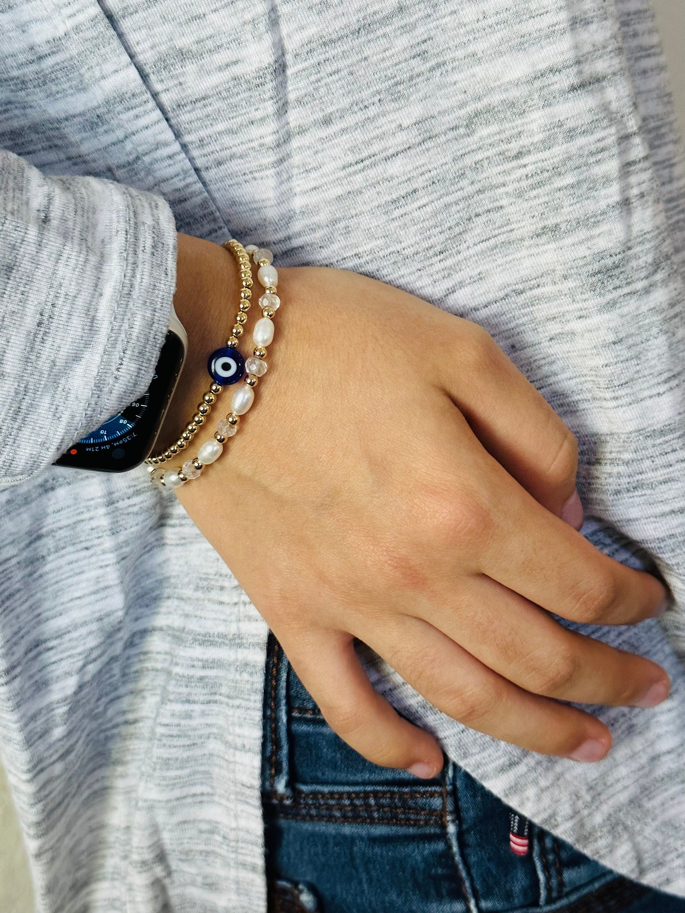 Gold evil eye on sale bracelet for baby